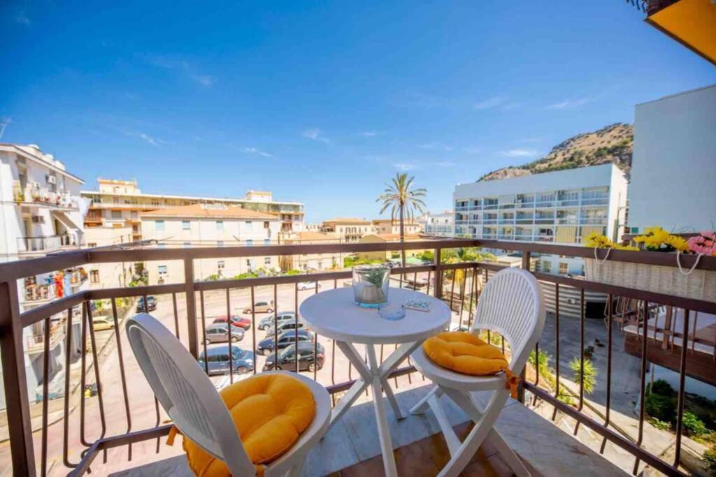 Queen'S House Cefalu Appartamento Vicino Il Mare Exterior foto